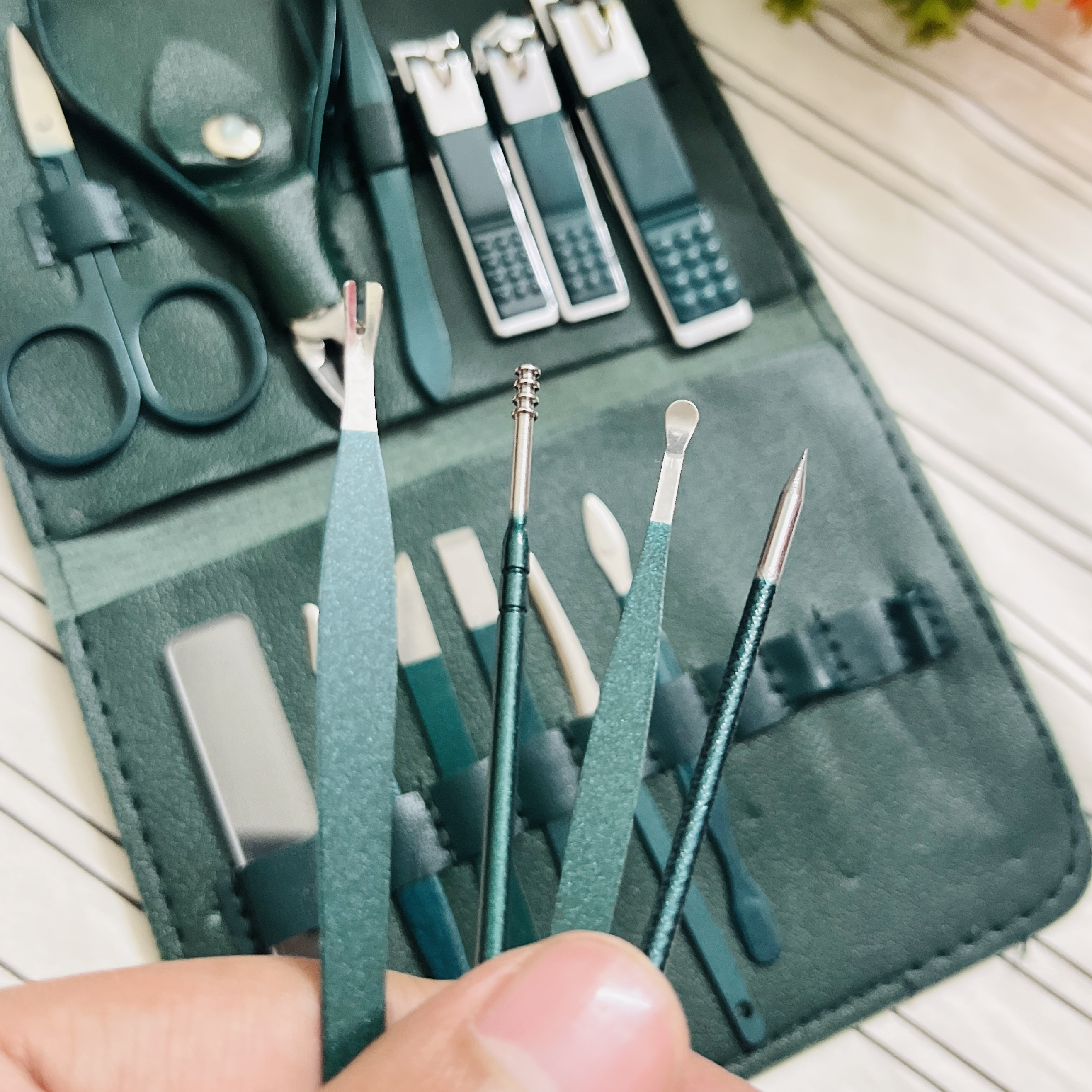 🪄 16 Pcs Nail Cutter Set