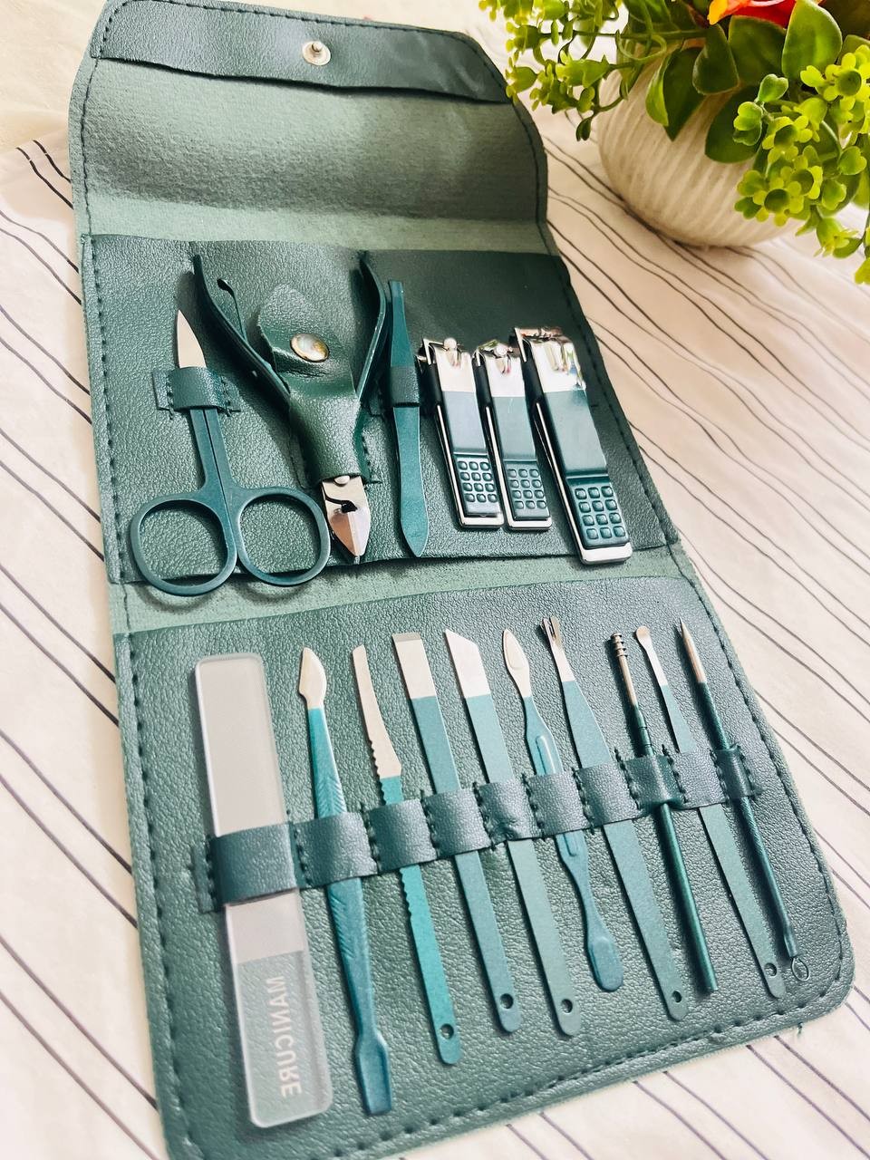🪄 16 Pcs Nail Cutter Set