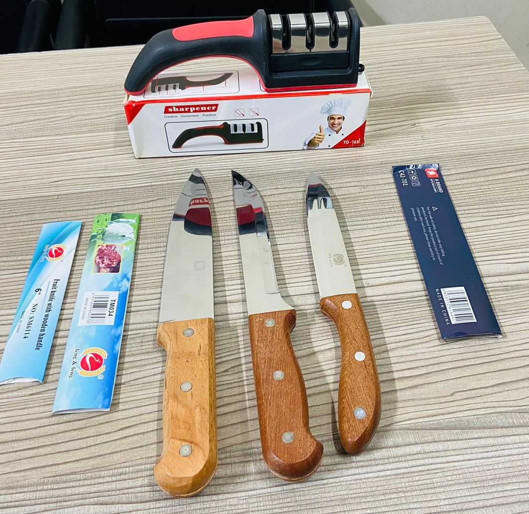 Kitchen Knife Combo With Sharpener